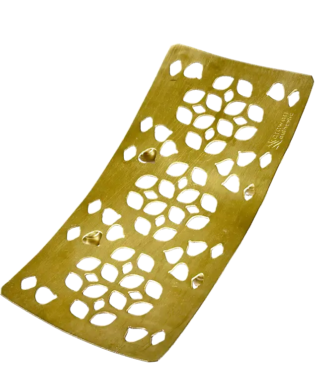 Nairi silver-plated brass bathroom stand, arabesque and openwork design, konjac sponge on top