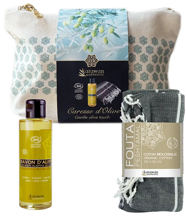 Coffret bien-être avec flacon de savon d'Alep liquide bio, fouta en coton et trousse de toillette de rangement