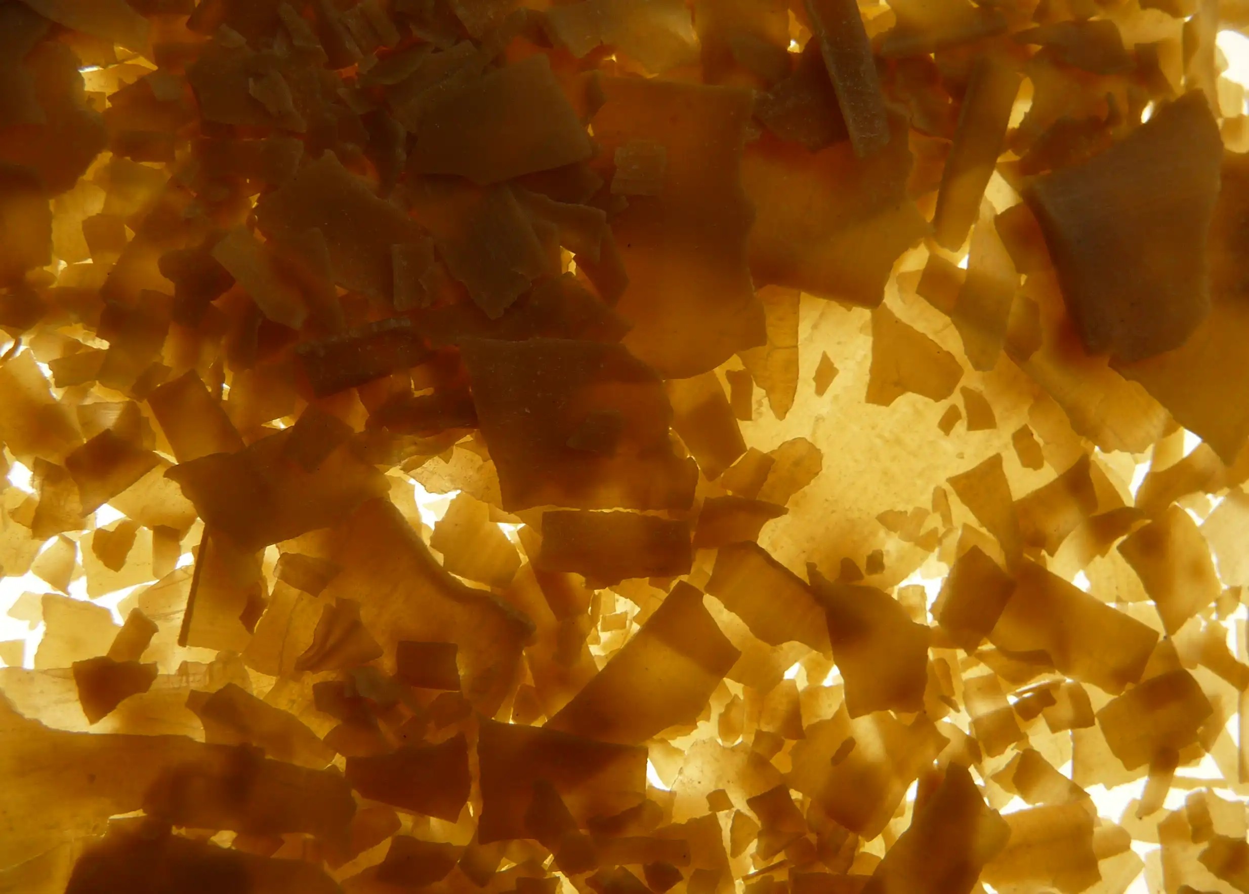Aleppo soap flakes with olive oil and bay leaf Aleppo soap flakes with olive oil and bay leaf