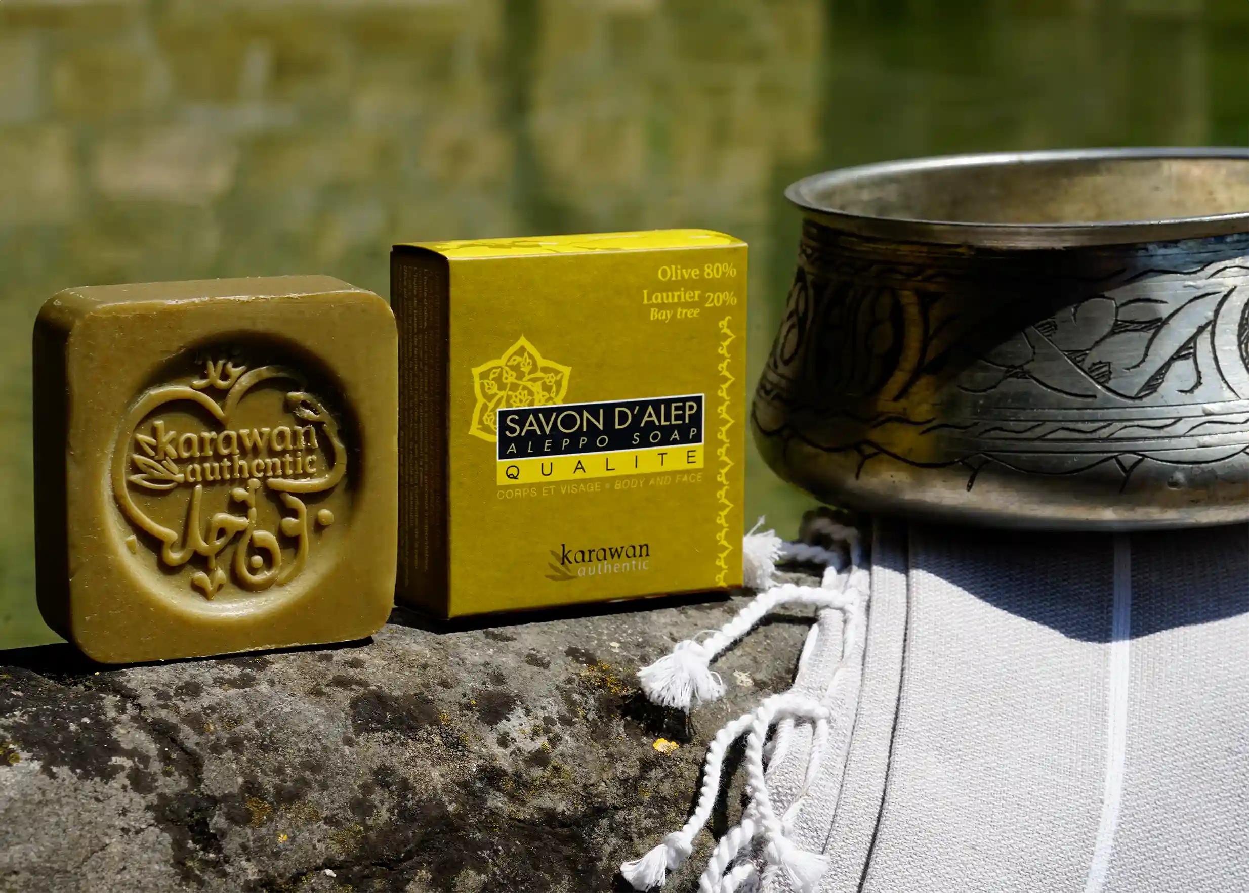 Savon d'Alep corps et visage à l'olive et au laurier, par Karawan authentic