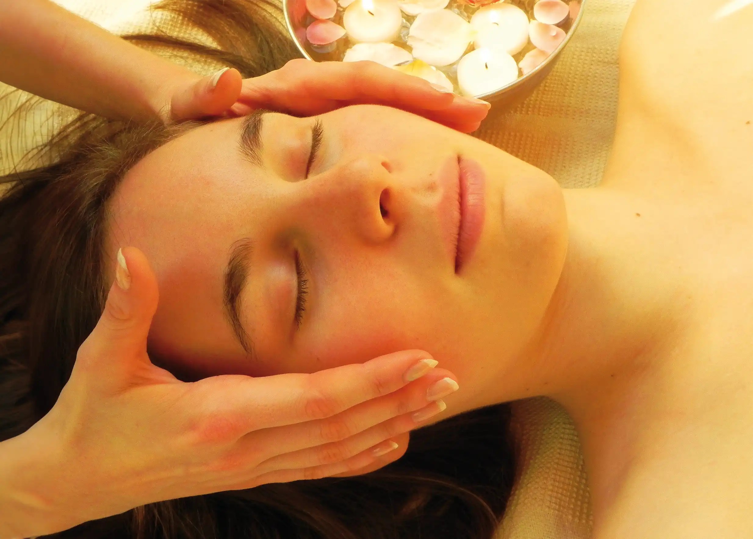 Facial care and massage with argan oil, Cosmos Organic certified