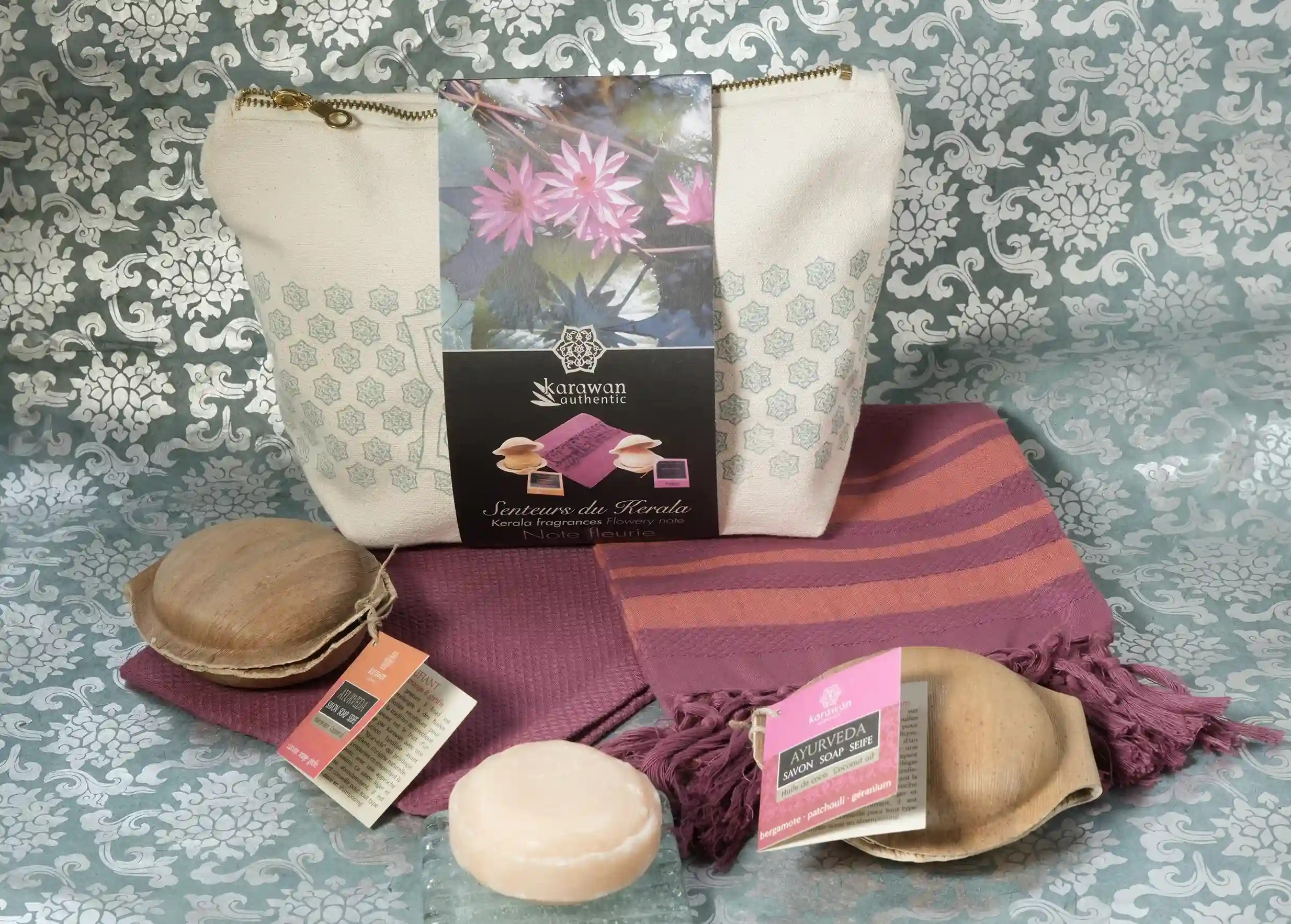 Kerala scent box, floral fragrance, organic cotton fouta, Karawan ayurvedic soaps