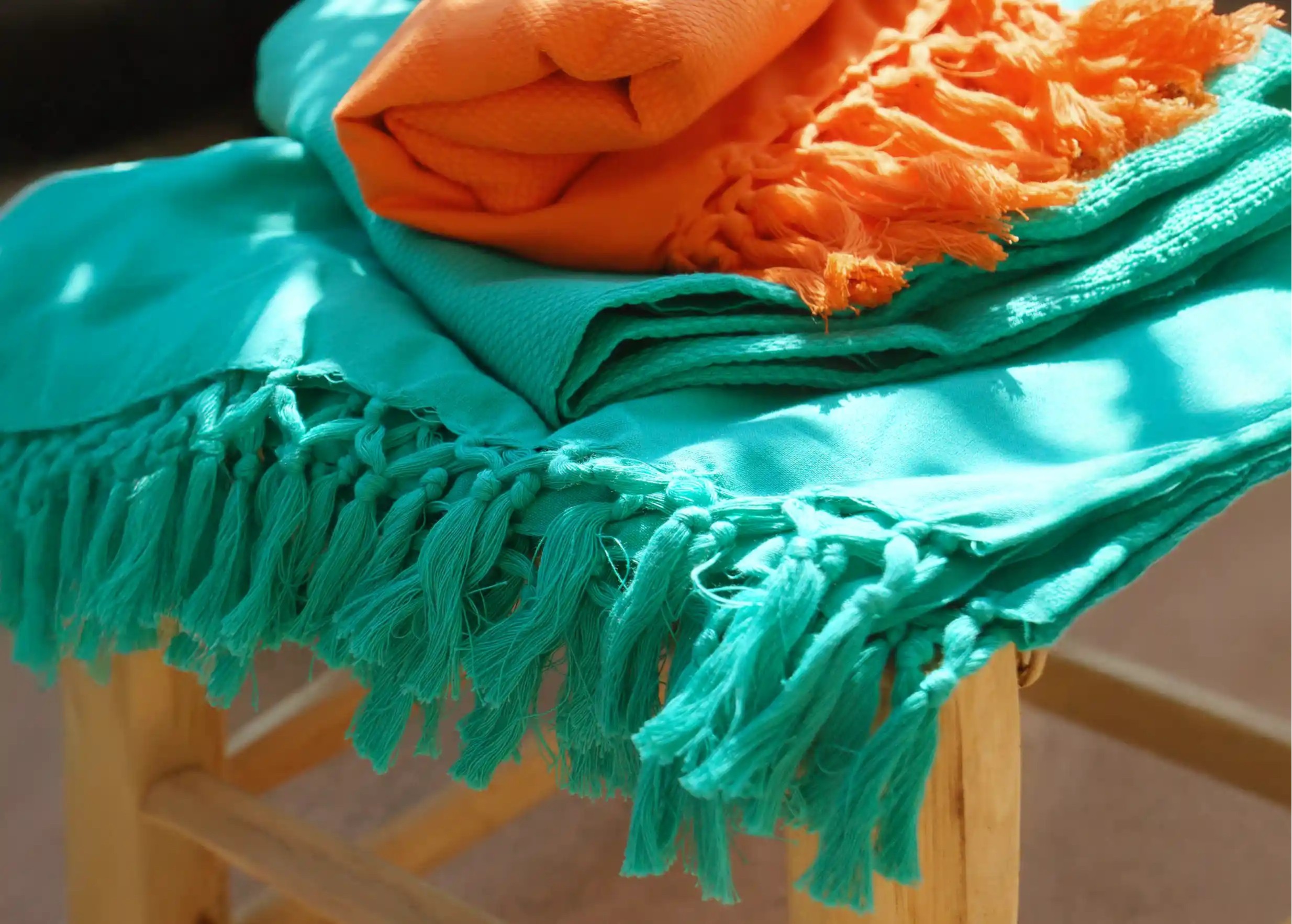 Fouta dhoti Curcuma et fouta dhoti Lagon par Karawan