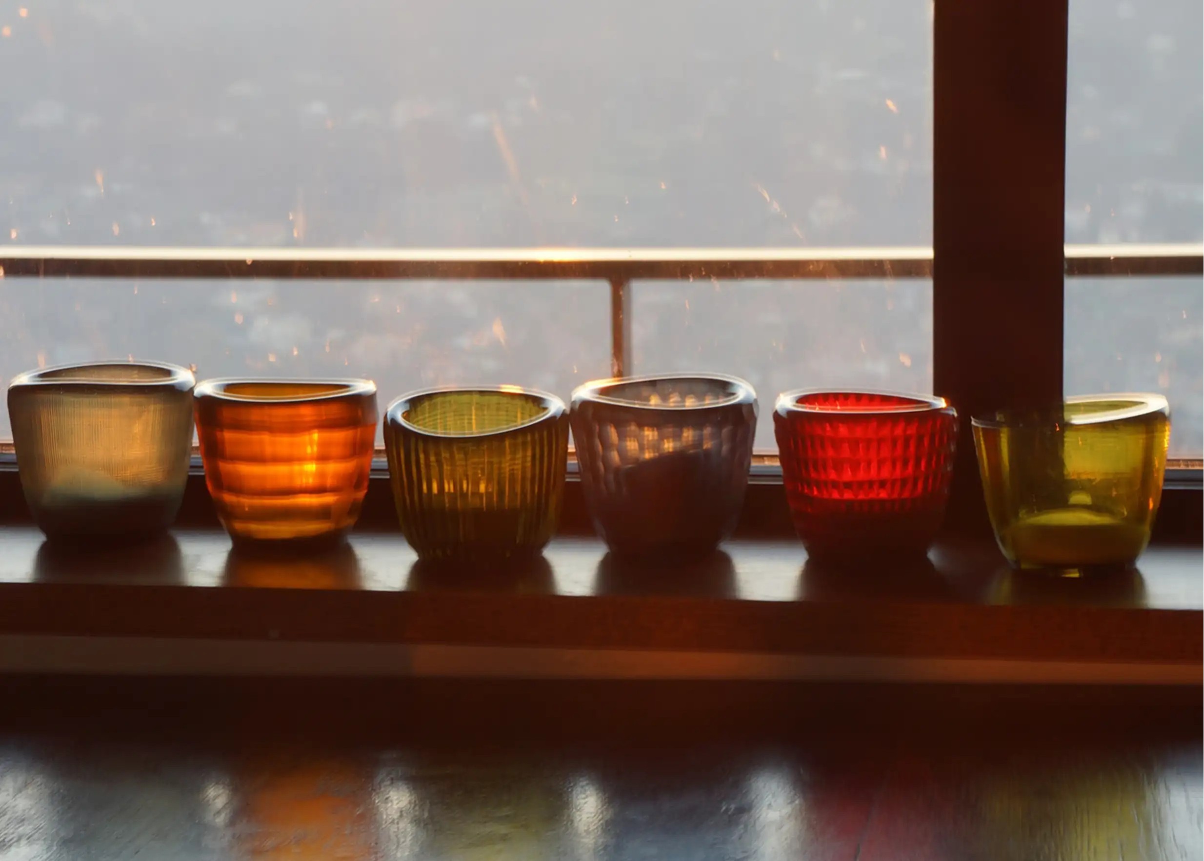 Uno glass candle jar