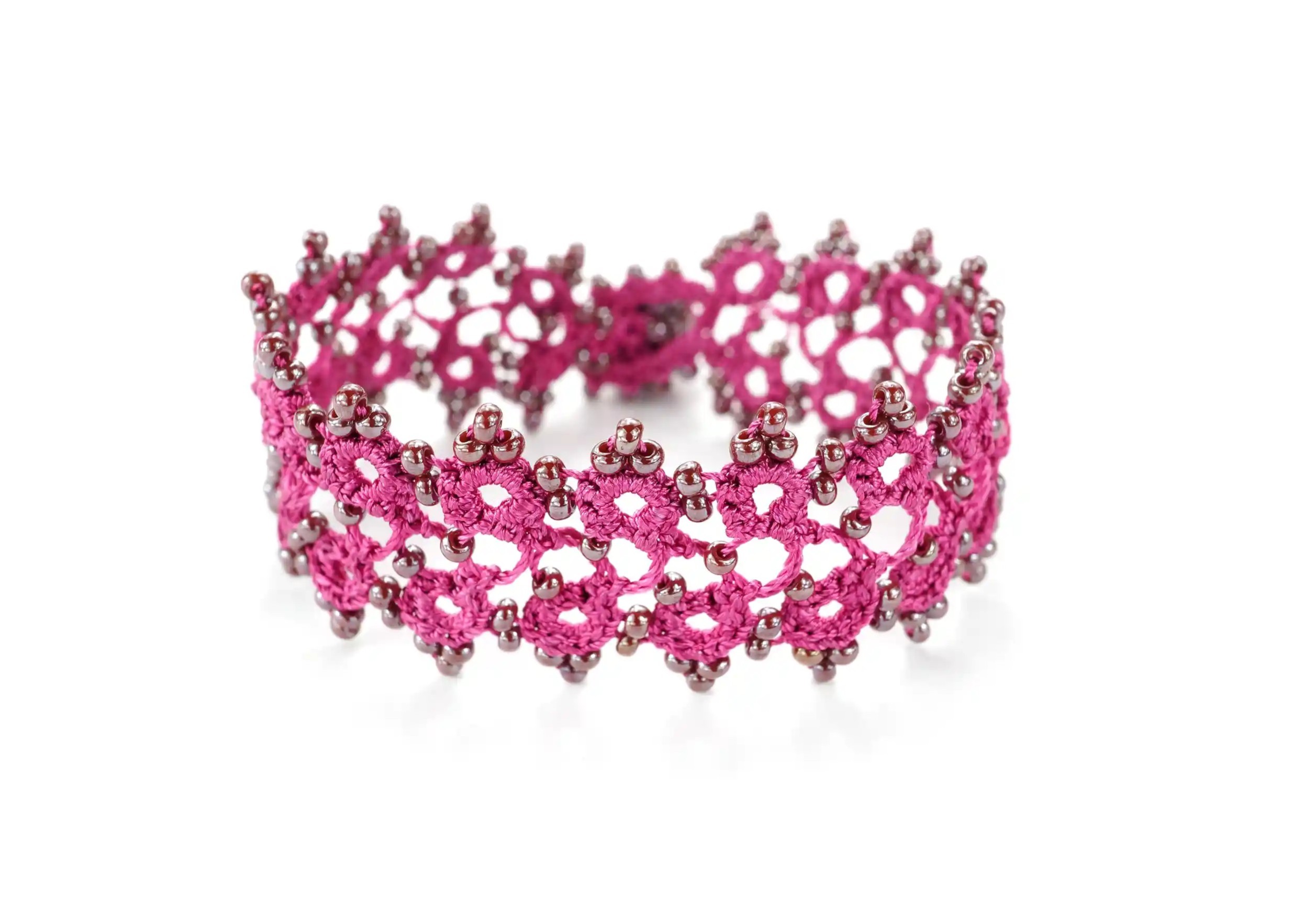 Bracelet en dentelle Husnu orné de perles, coloris bergamote