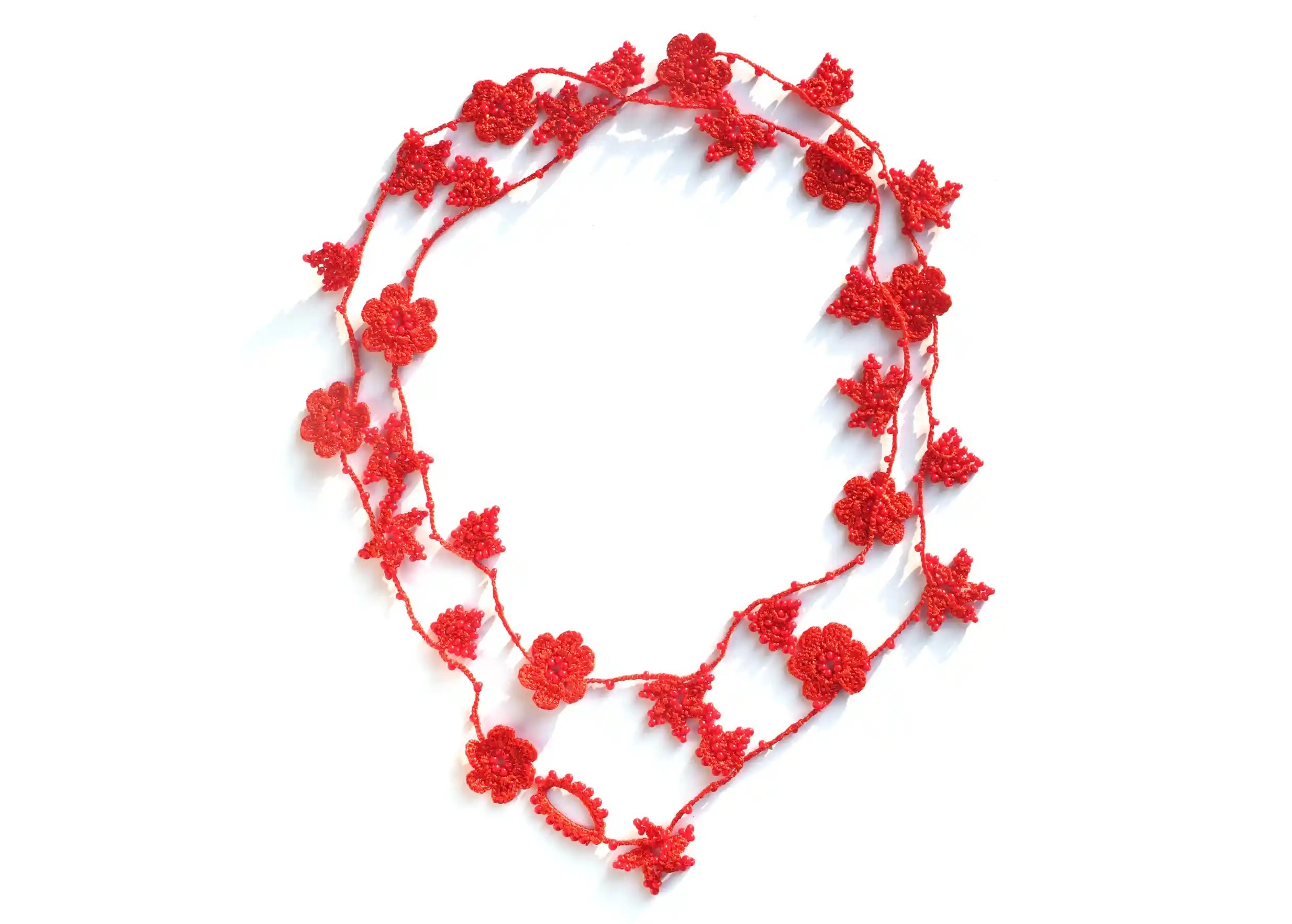 Sautoir dentelle en fil et perles, collection Crystal