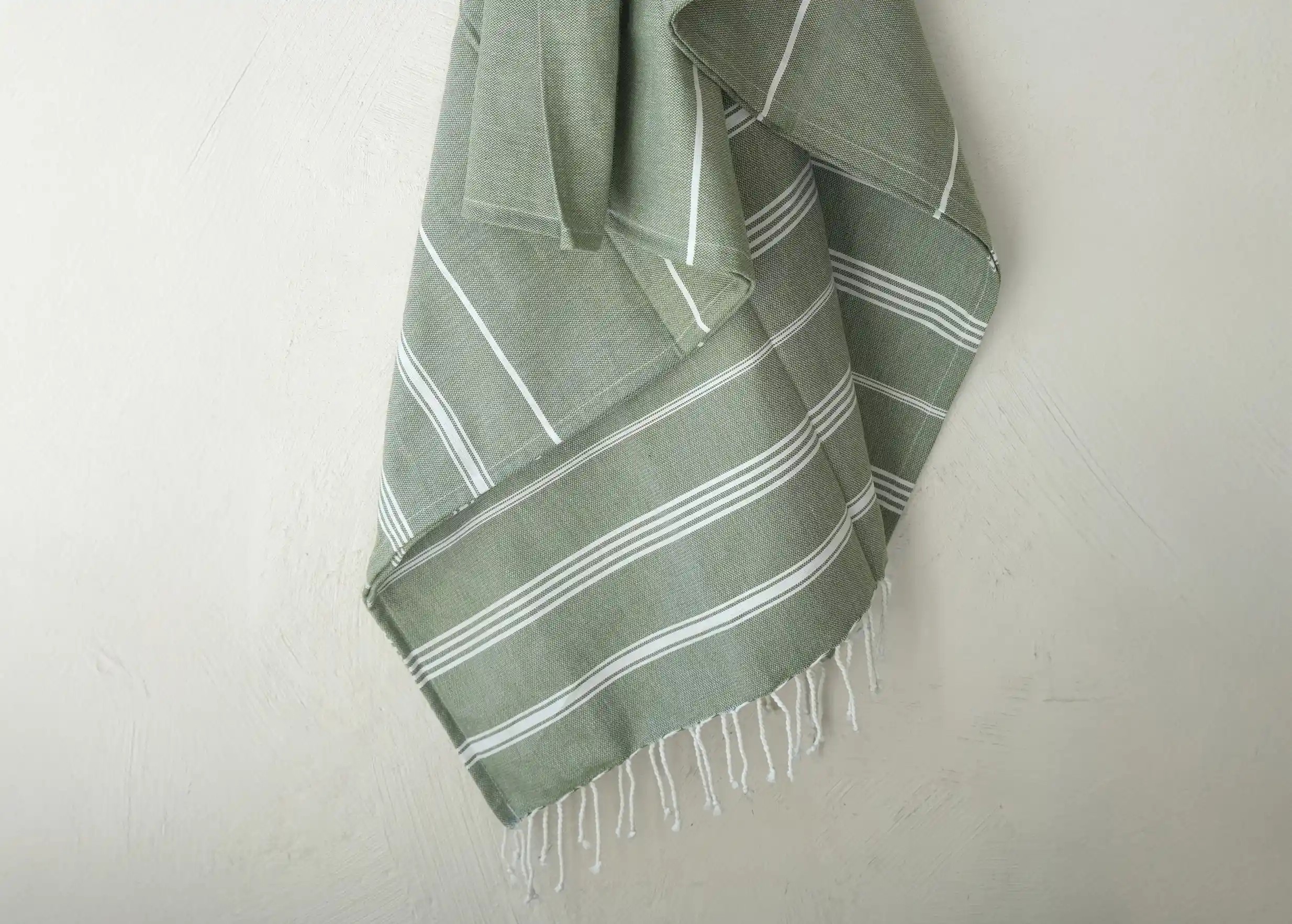 Fouta vert sapin en coton bio, collection Hammam Fouta vert sapin en coton bio, collection Hammam