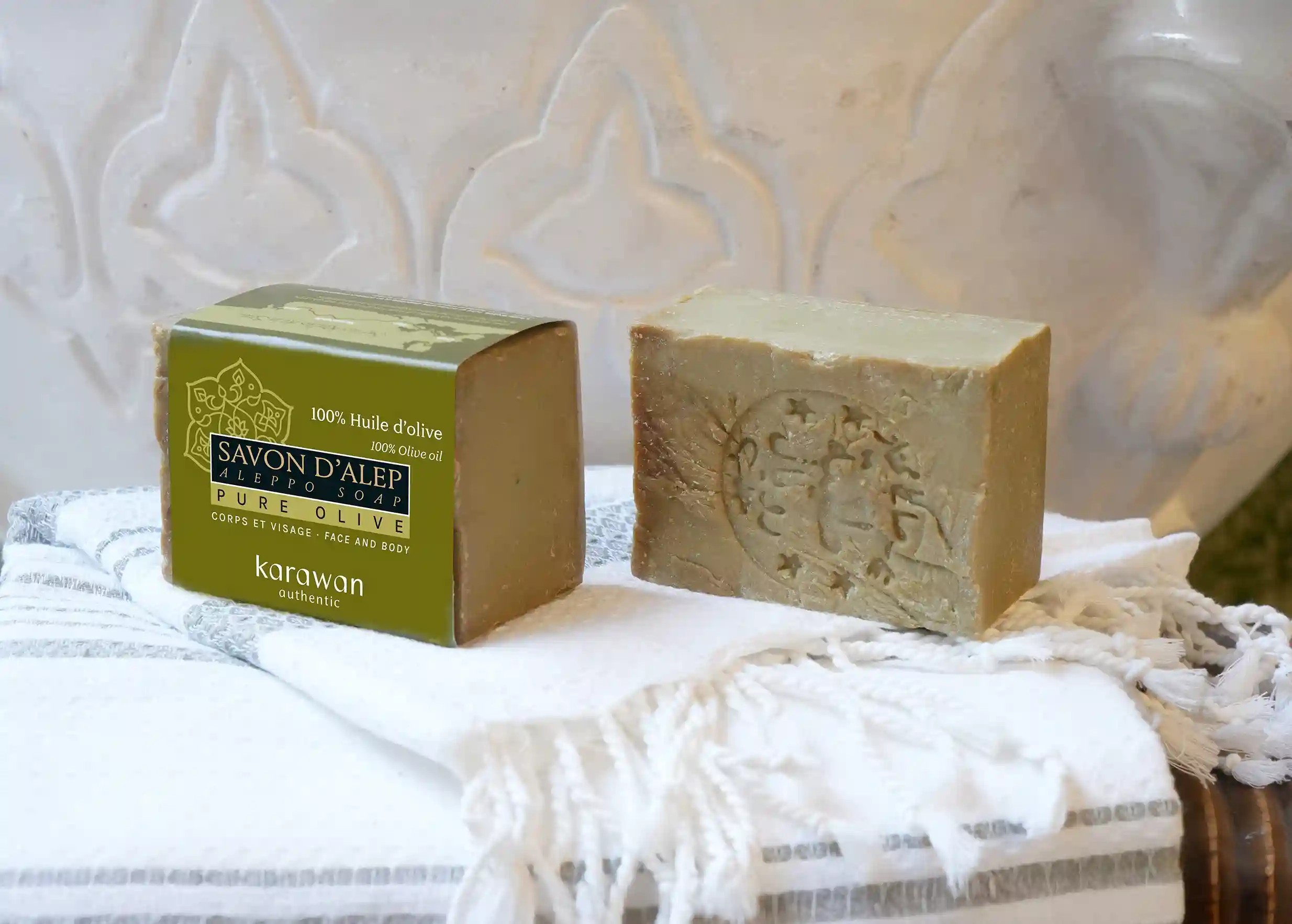 2 savons d'Alep à l'huile d'olive, pour le corps et le visage