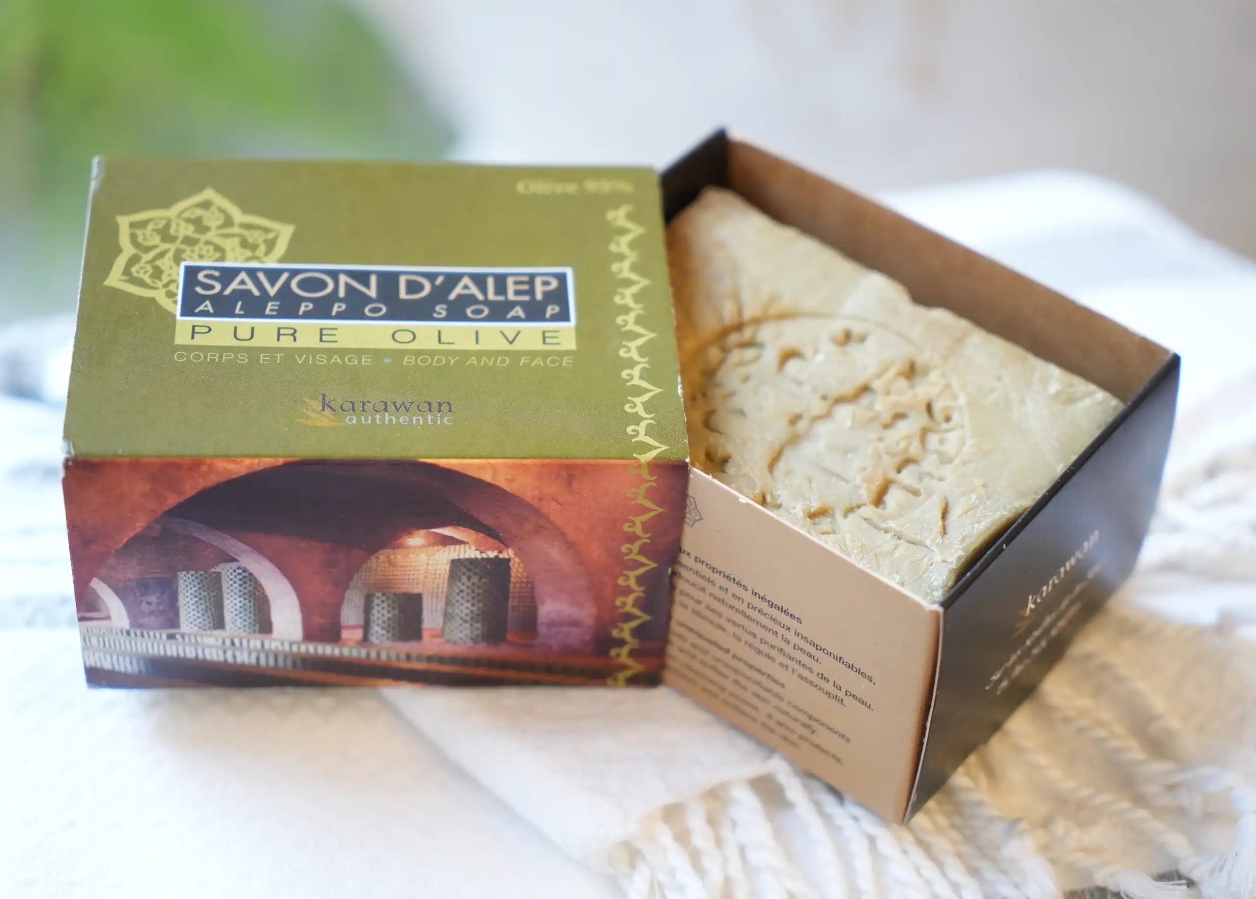 Face and body care Aleppo soap, in a box