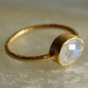 Bague plaqué or "Drop" Pierre de Lune