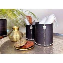 Right pot - small model