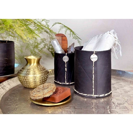 Lot de pots droit en pneu recyclé
