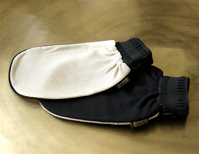 Gants de gommage kessa par Karawan